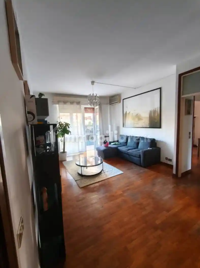 Trilocale viale Camillo Campari 12, San Giovannino - Pompieri, Pavia - foto 3