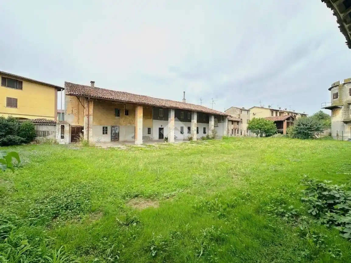 Rustico - Casale in vendita a Palazzo Pignano