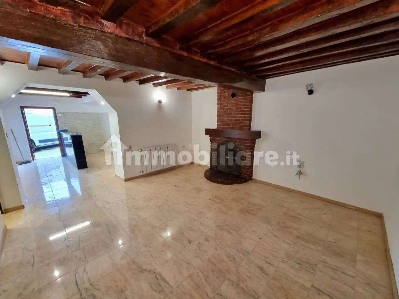 Casa indipendente in vendita a Castel San Giovanni
