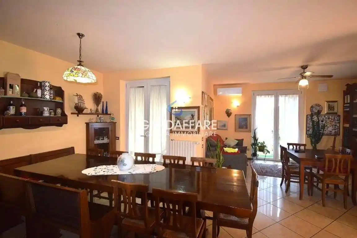 Villa unifamiliare, buono stato, 196 m², Crociale, Manerba del Garda - foto 4