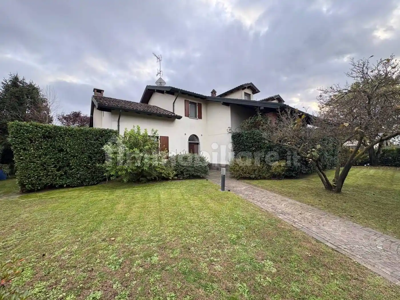 Villa in vendita a Gambolò