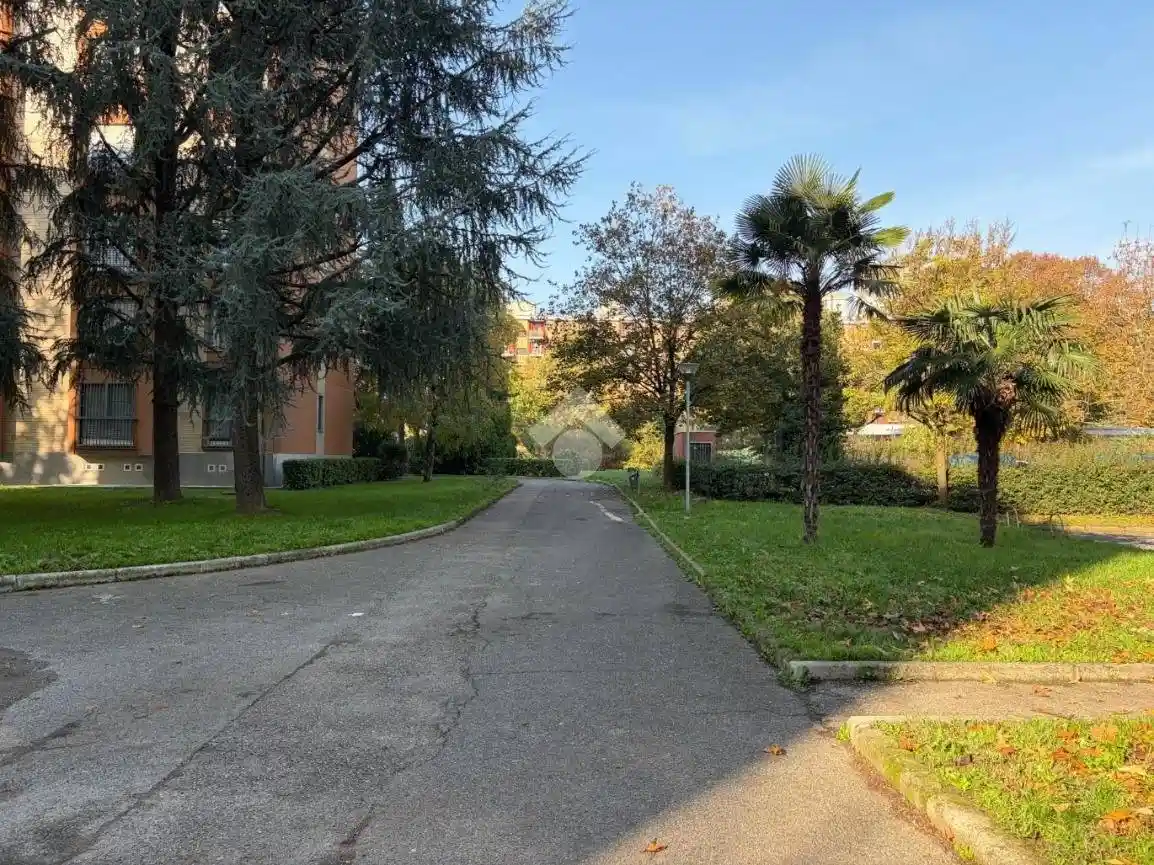 Quadrilocale via francesco Cilea 30, Gallaratese, Milano - foto 2