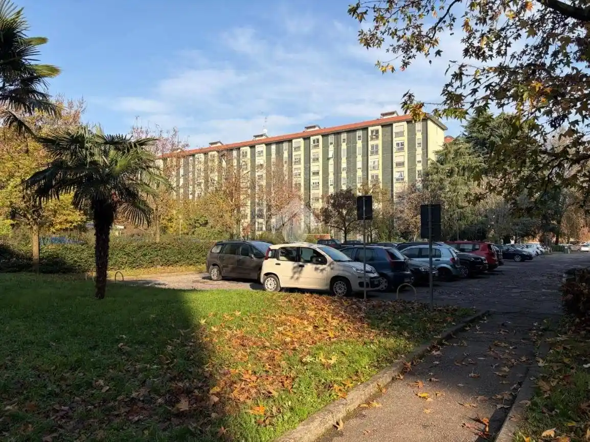 Quadrilocale via francesco Cilea 30, Gallaratese, Milano - foto 4