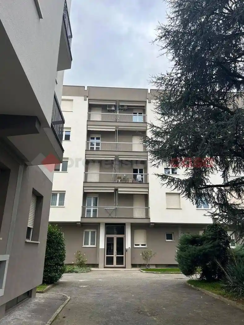 Appartamento in vendita a Rescaldina