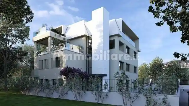 Palazzo - Edificio in vendita a Malnate