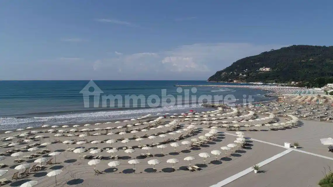 Appartamento in vendita a Ameglia