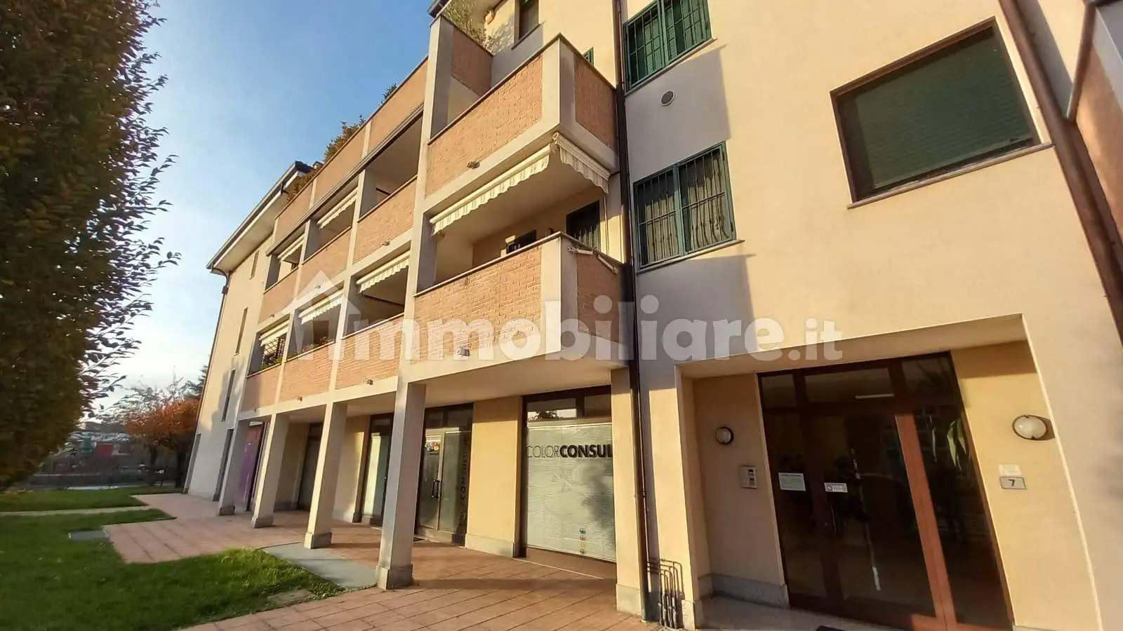 Appartamento in affitto a Saronno