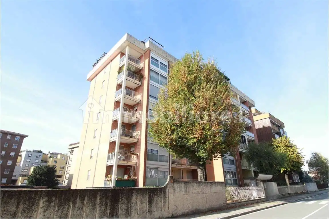 Appartamento in vendita a Novara