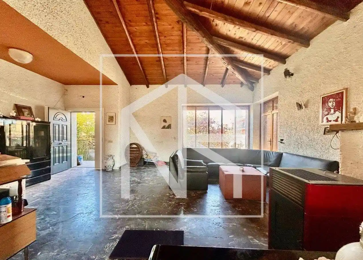 Villa unifamiliare via Giuseppe Medail 182, Lunghezza, Roma - foto 2