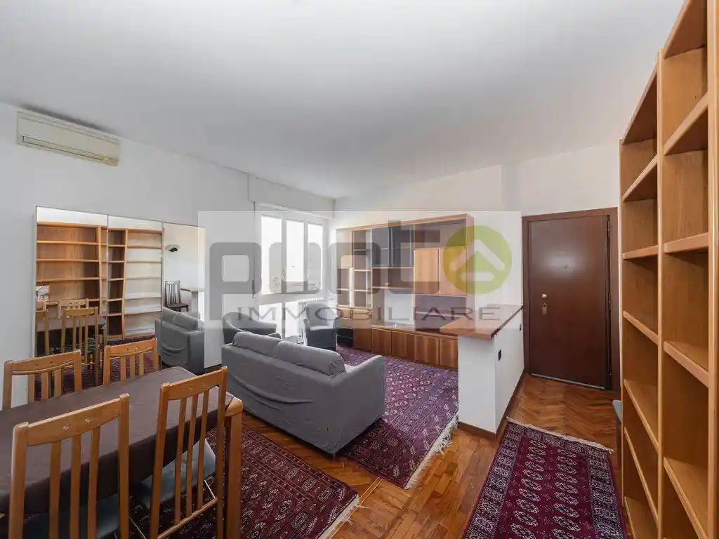 Appartamento in vendita a Monza