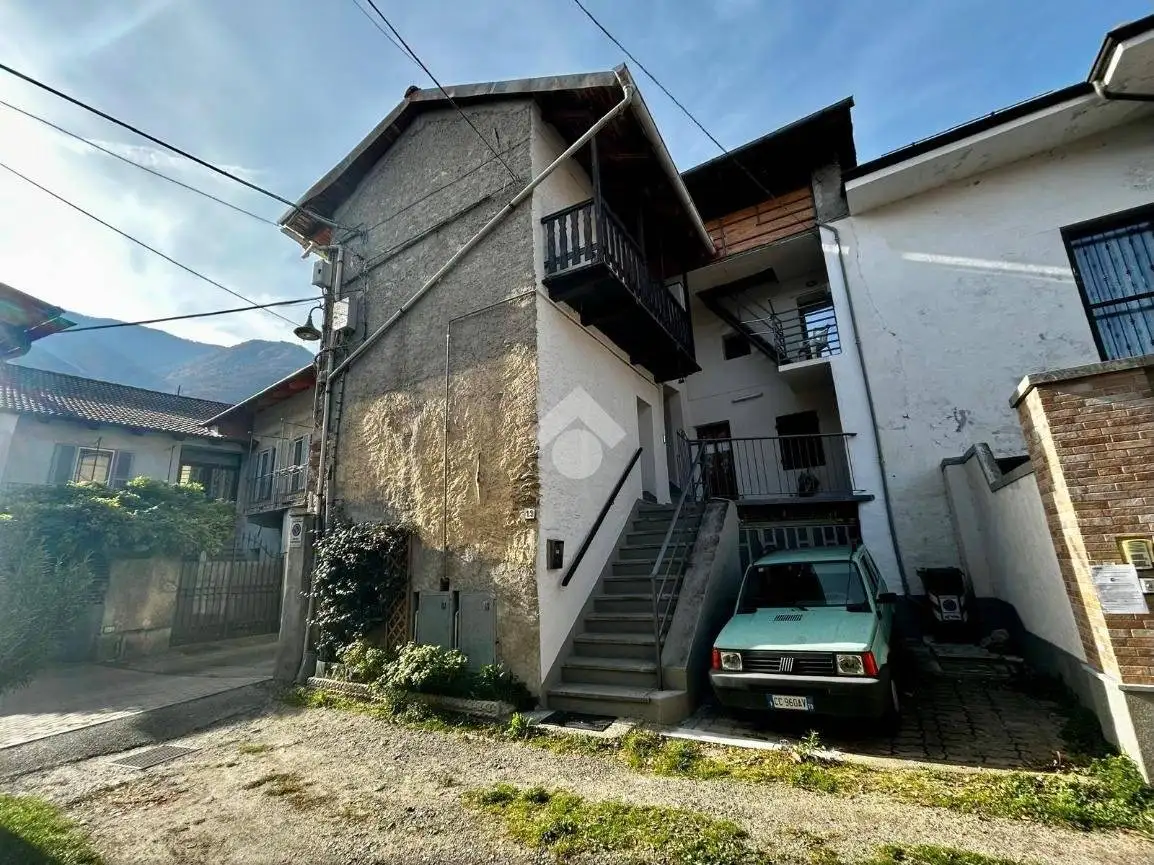 Casa indipendente in vendita a Villar Focchiardo