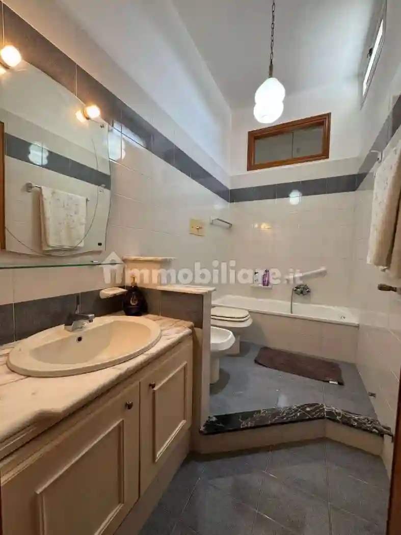 Trilocale via Vittorio Emanuele II 3, Centro, Castelvetrano - foto 4