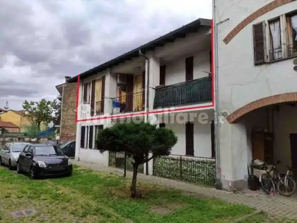 Appartamento in asta a Rovello Porro