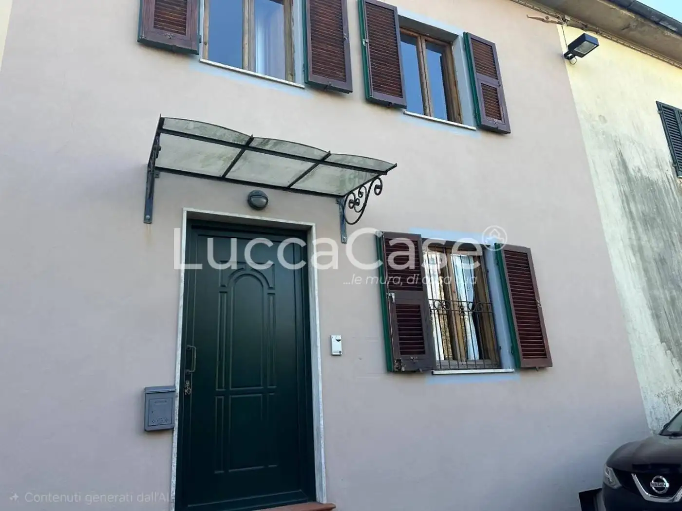Casa indipendente in vendita a Lucca