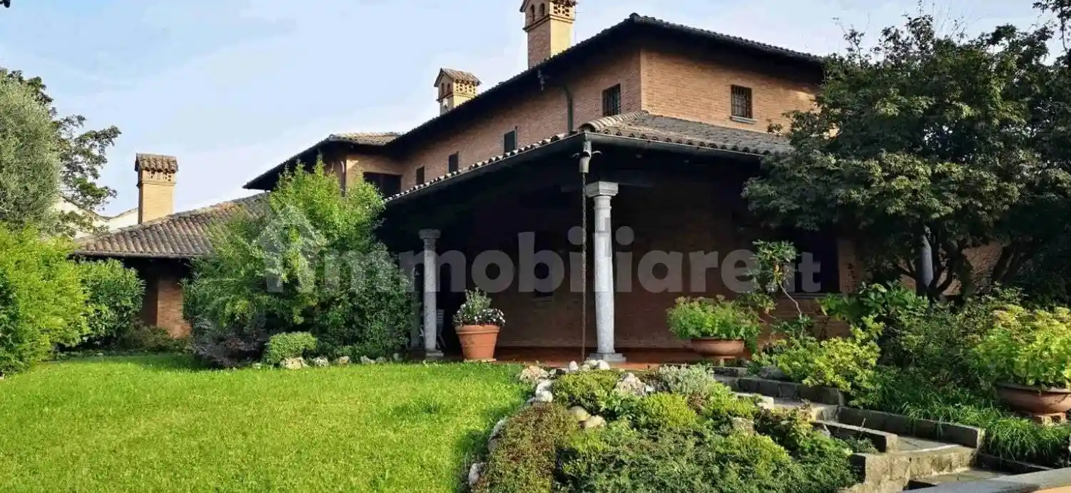 Villa in vendita a Muggiò