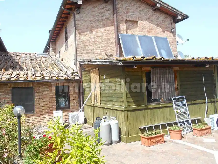 Casa indipendente in vendita a Monteroni d'Arbia