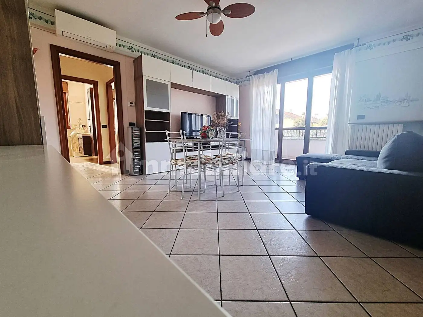 Bilocale via Papa Giovanni XXIII 8, Busnago - foto 2