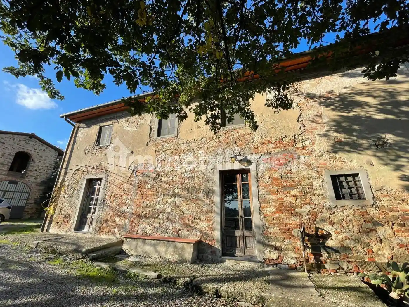Rustico - Casale in vendita a Carmignano