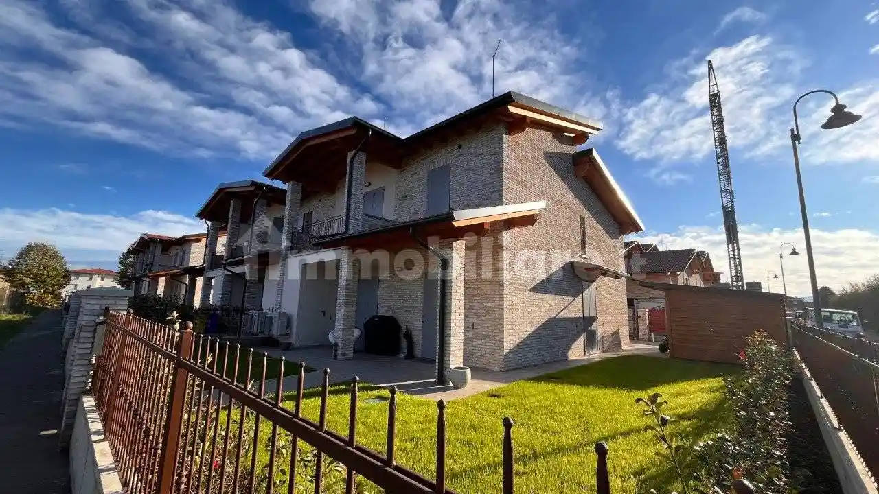 Villa in vendita a Parma