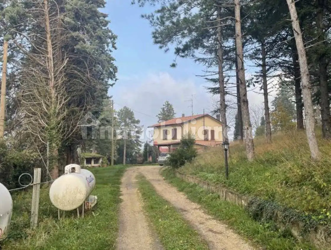 Villa in asta a Borgo Tossignano