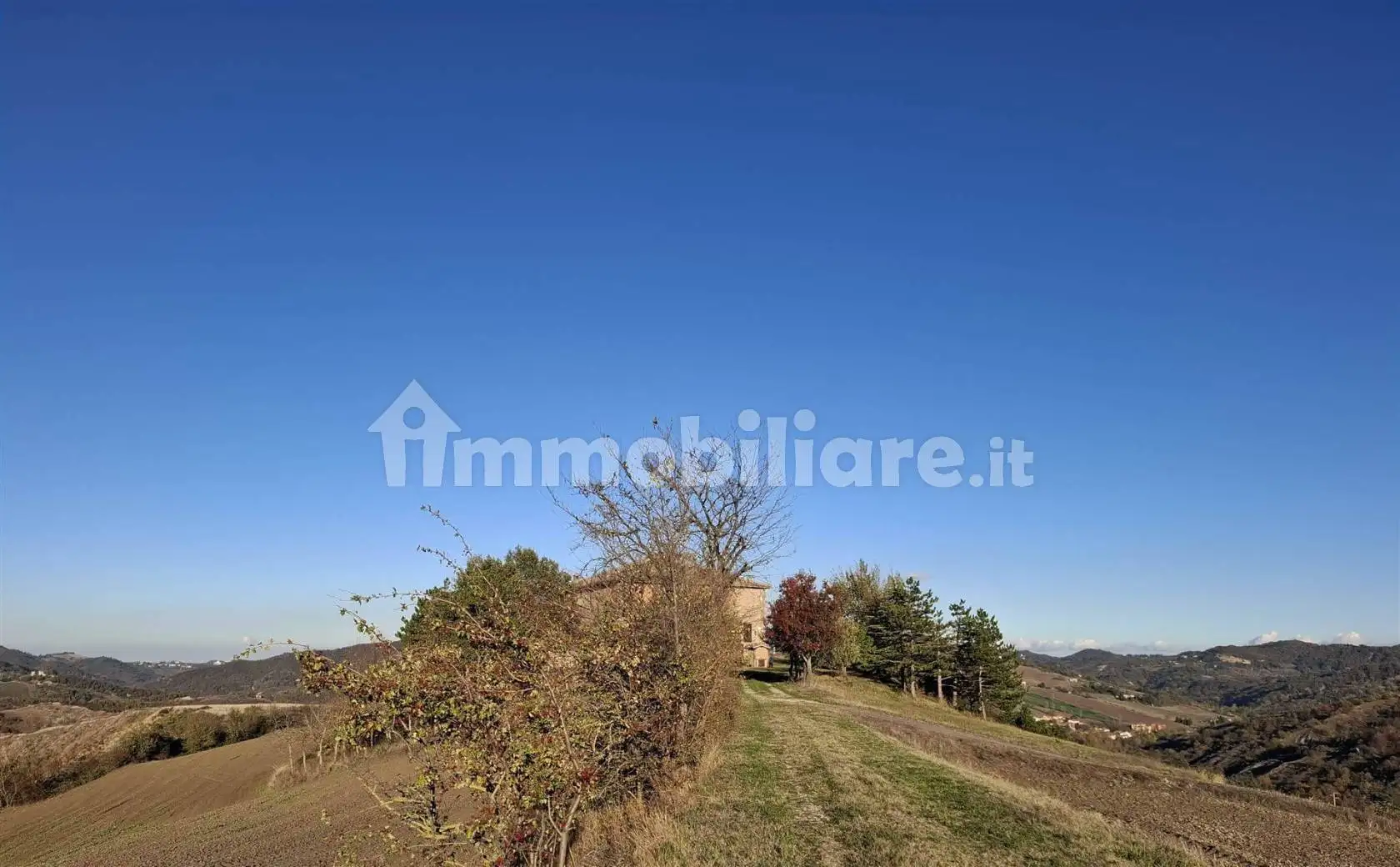 Rustico - Casale in vendita a Monte San Pietro