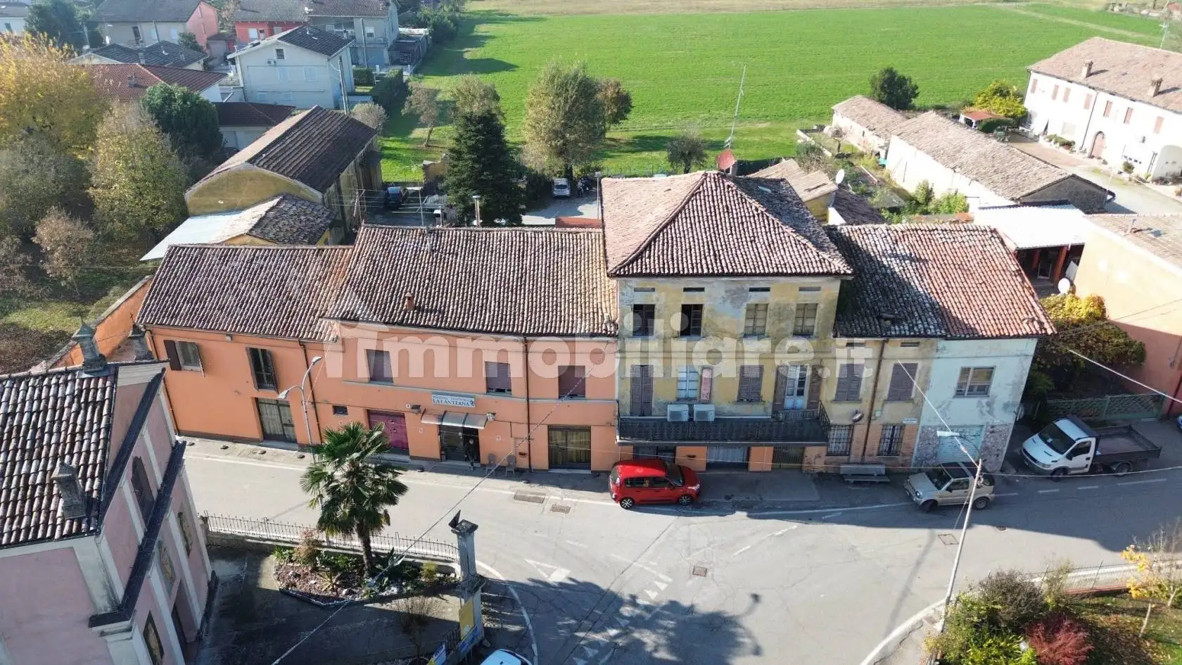 Palazzo - Edificio in vendita a Boretto