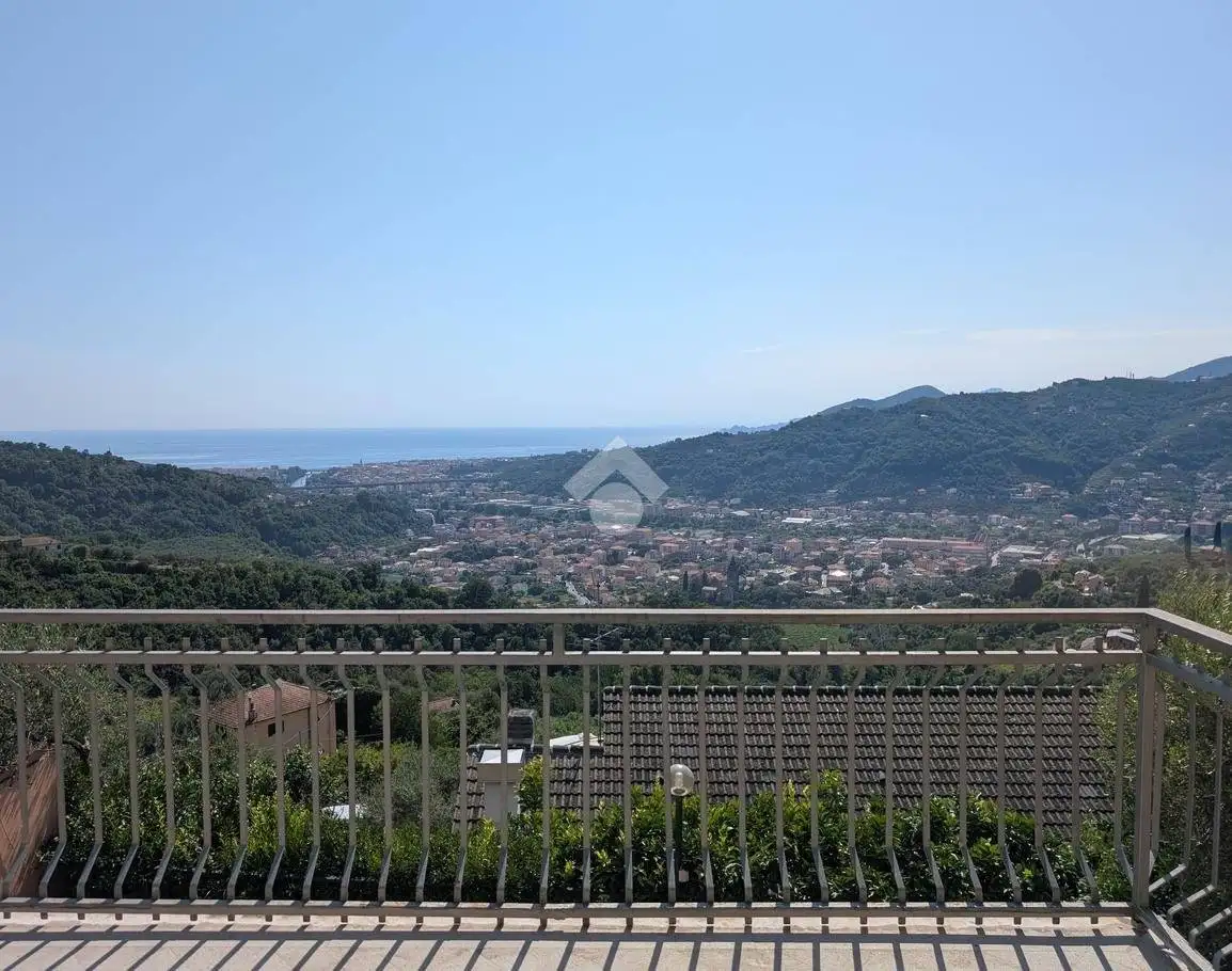 Casa indipendente in vendita a Cogorno