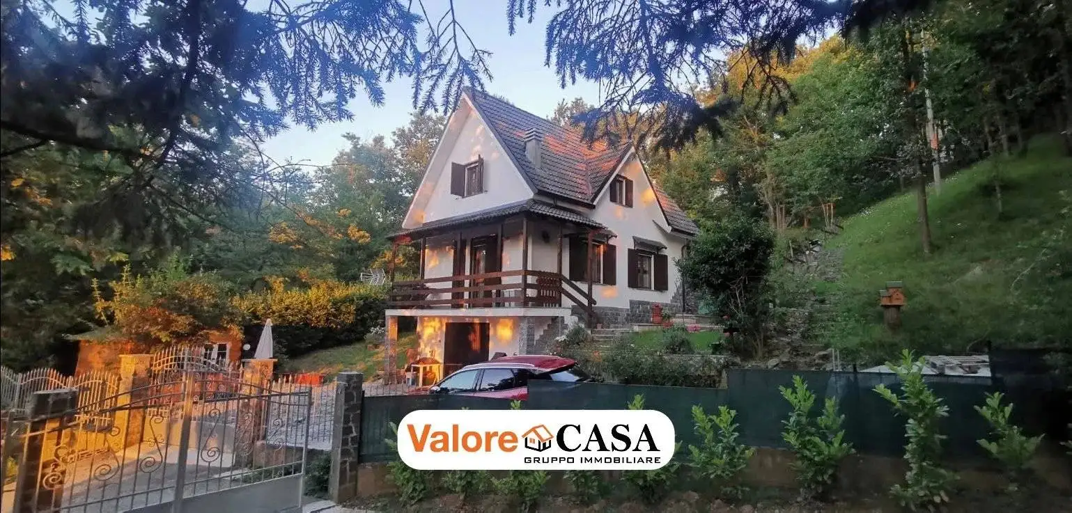 Villa in vendita a Ponzone