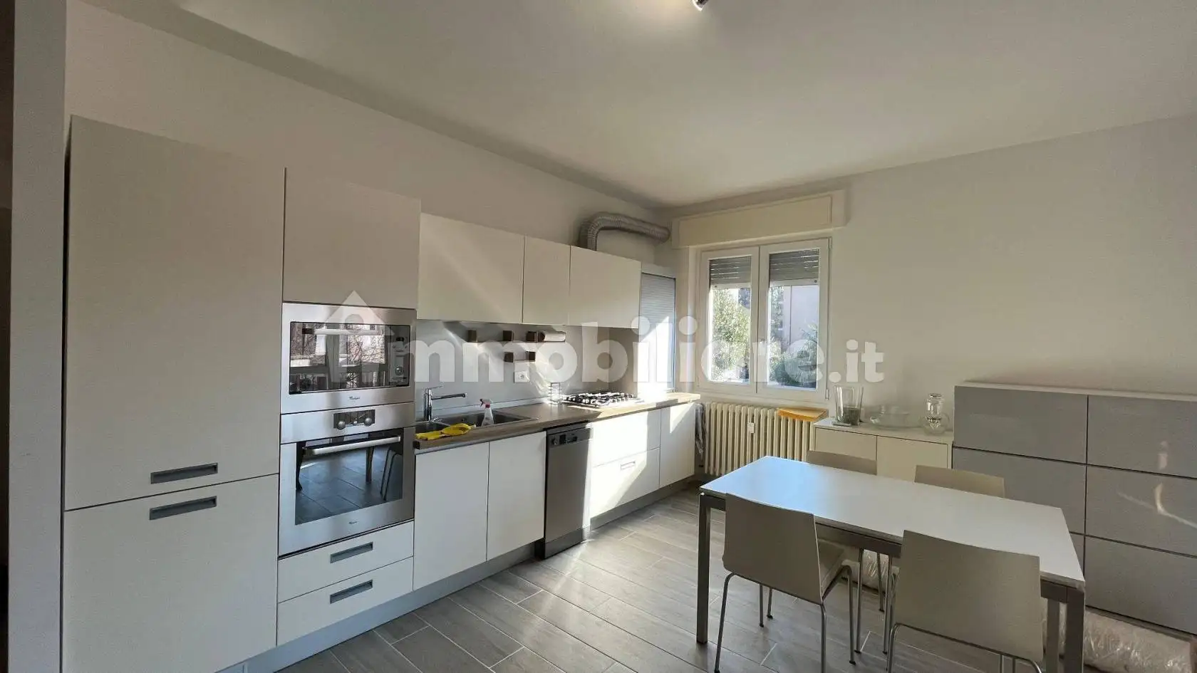 Trilocale via Monte Pasubio 5, Centro, Arona - foto 3