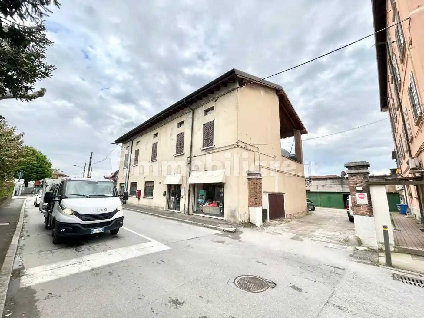 Palazzo - Edificio in Vendita - foto 3