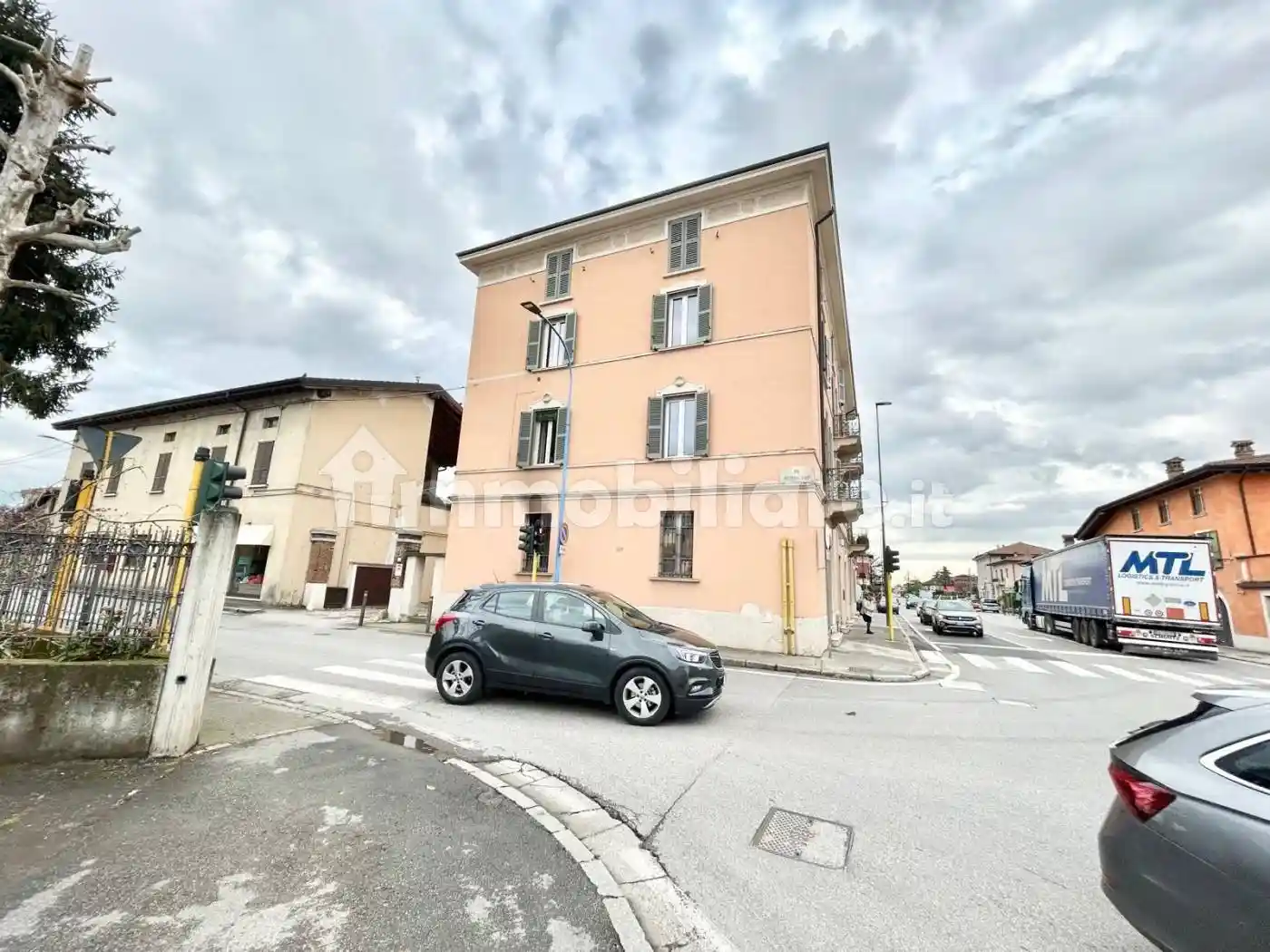 Palazzo - Edificio in Vendita - foto 4