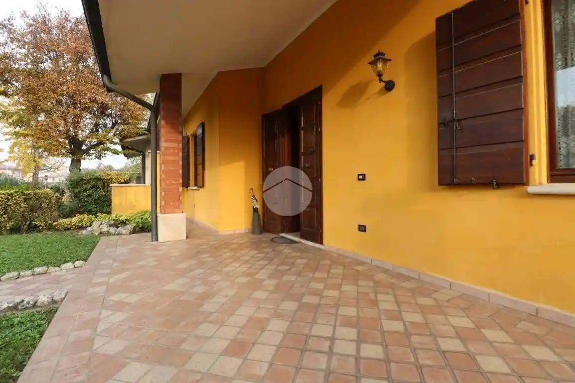 Villa bifamiliare via dei Bersaglieri 20, Castelbelforte - foto 4