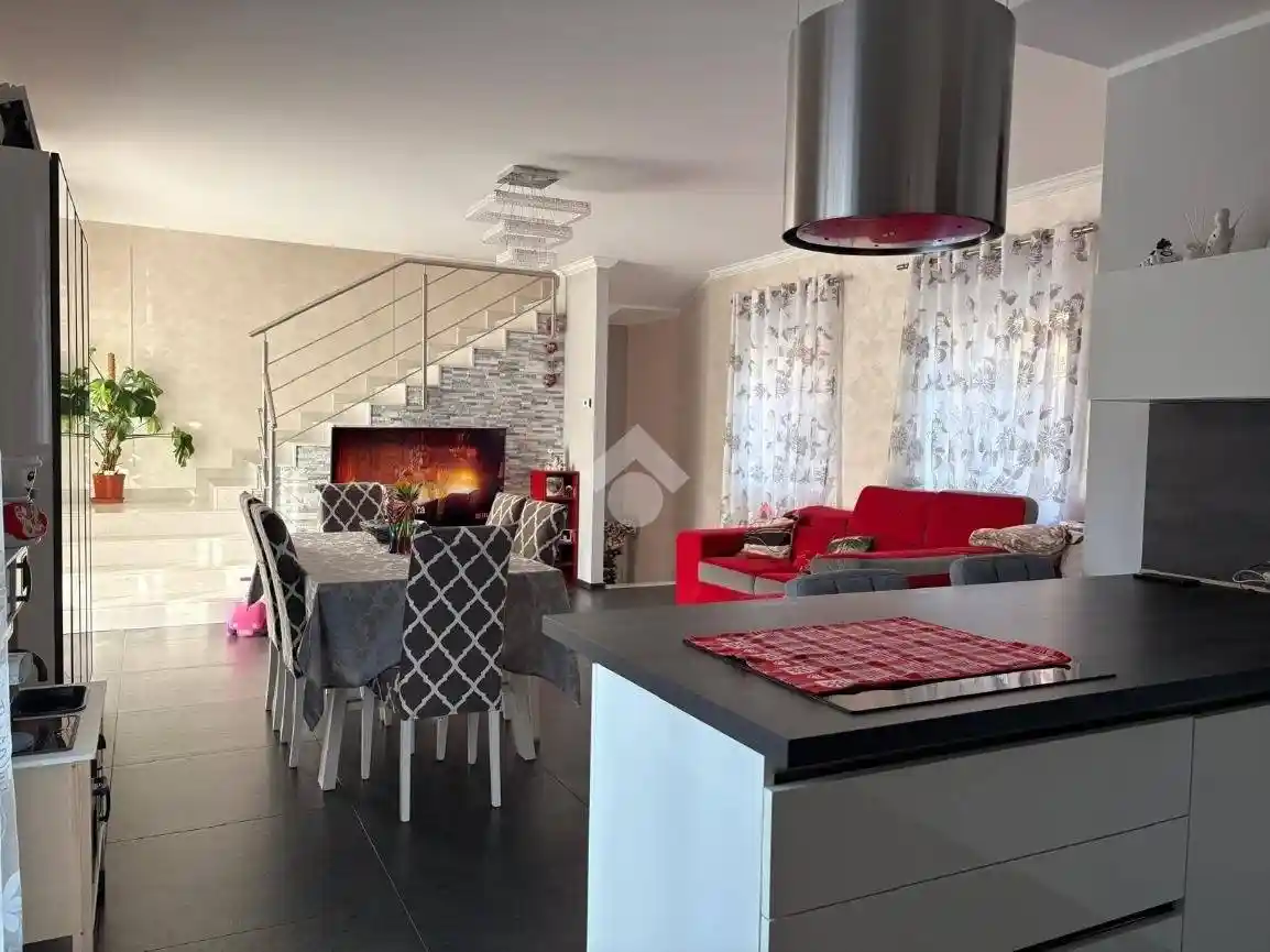 Casa indipendente - foto 2