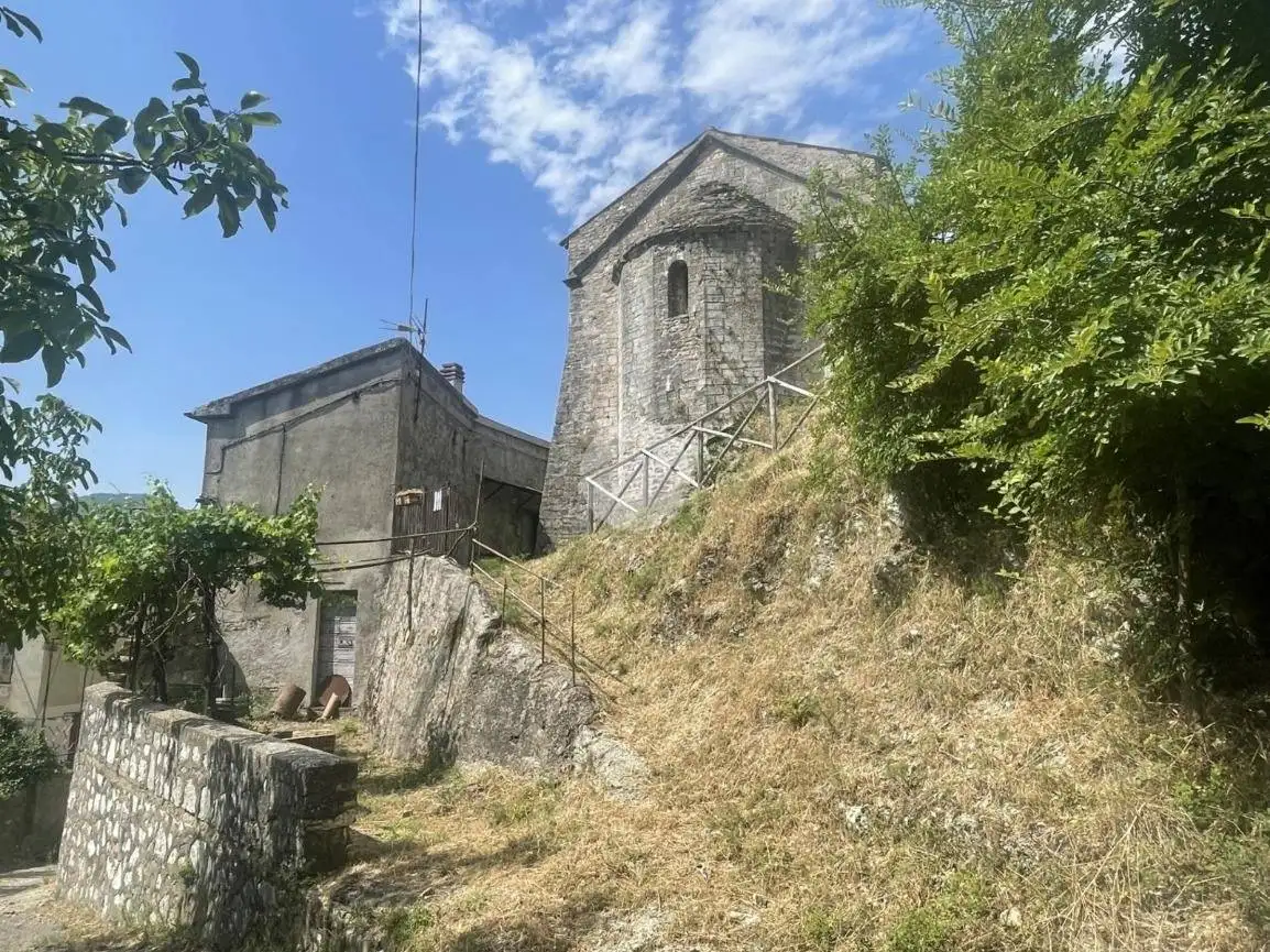 Rustico - Casale in vendita a Terni