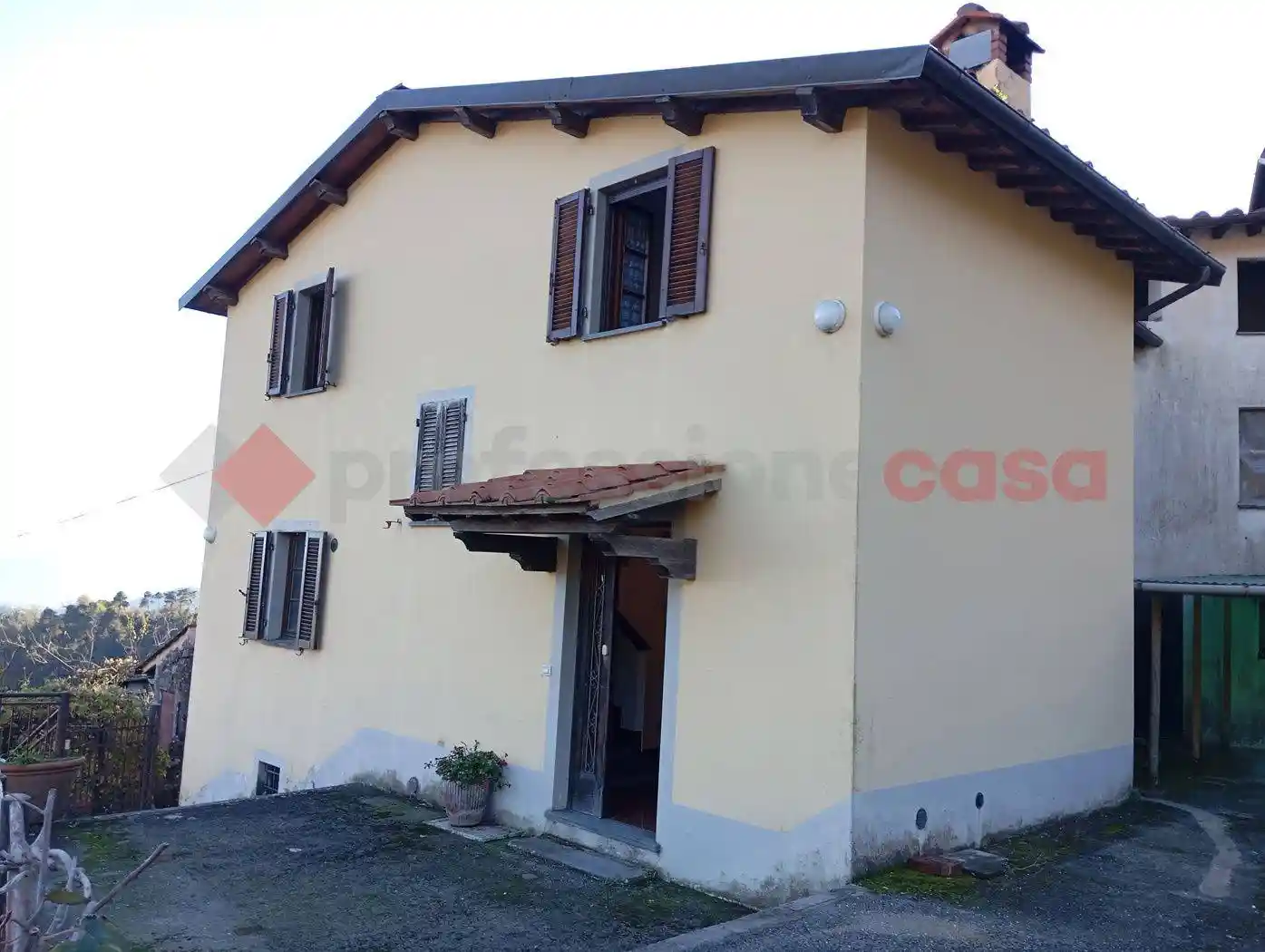 Casa indipendente in vendita a Camaiore