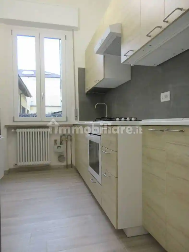 Monolocale viale Antonio Gramsci, 16, Ospedale - Volturno, Parma - foto 3