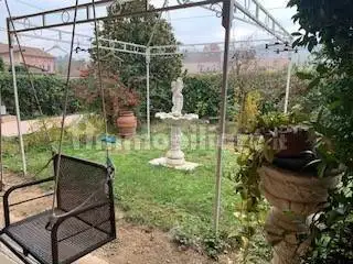 Villa in vendita a Alessandria