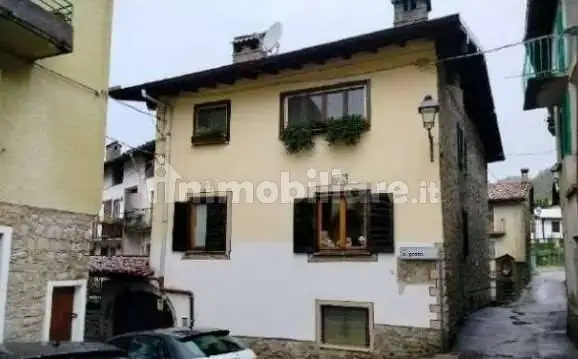 Appartamento in asta a Barzio