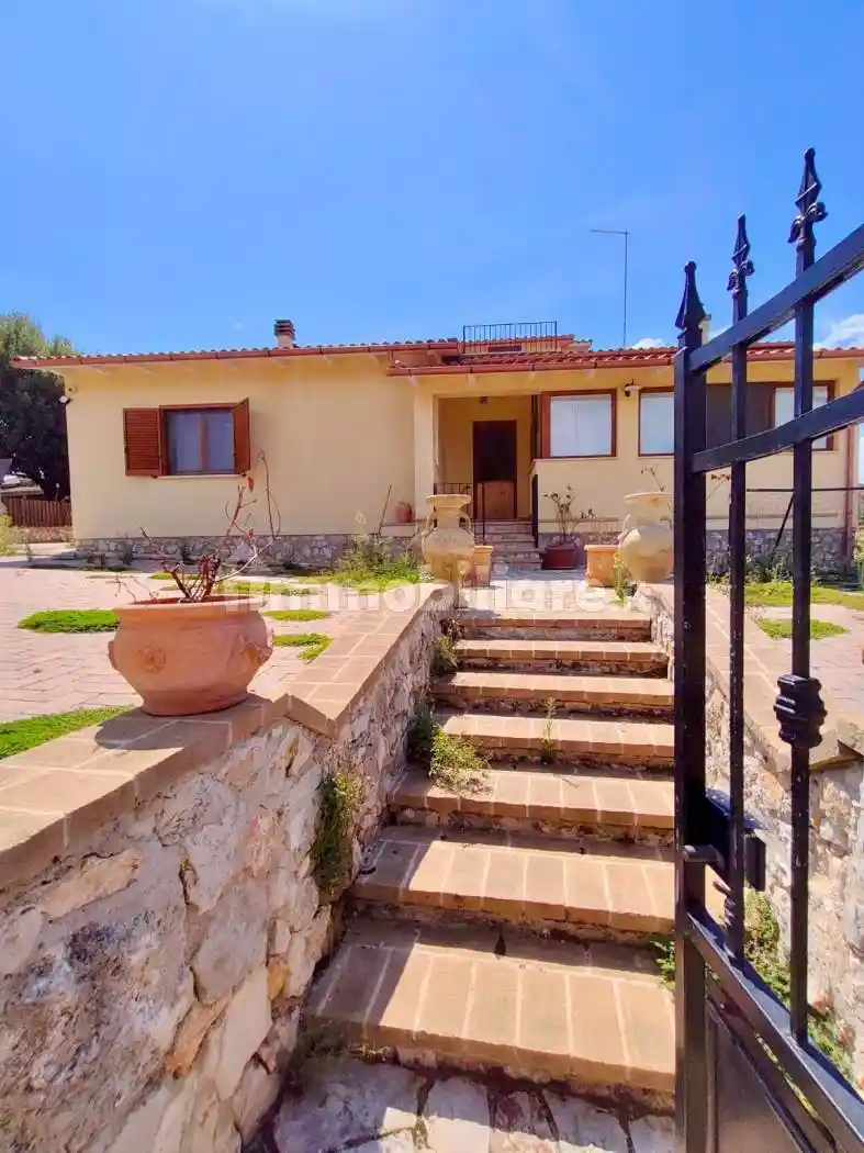 Villa in vendita a Amelia