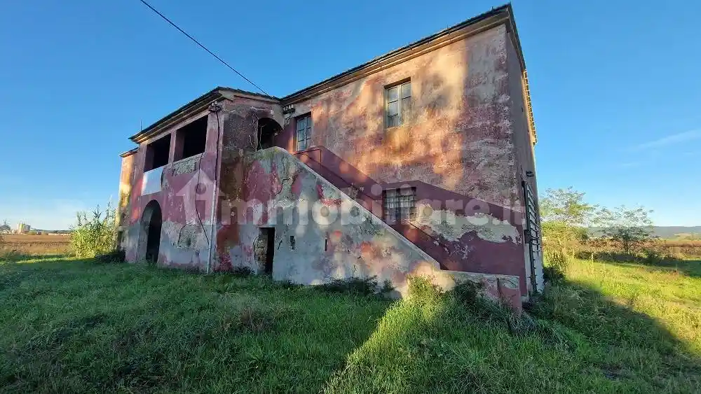 Rustico - Casale in vendita a Scarlino