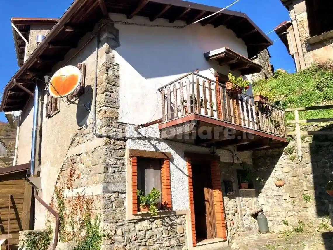 Casa indipendente in vendita a Fivizzano