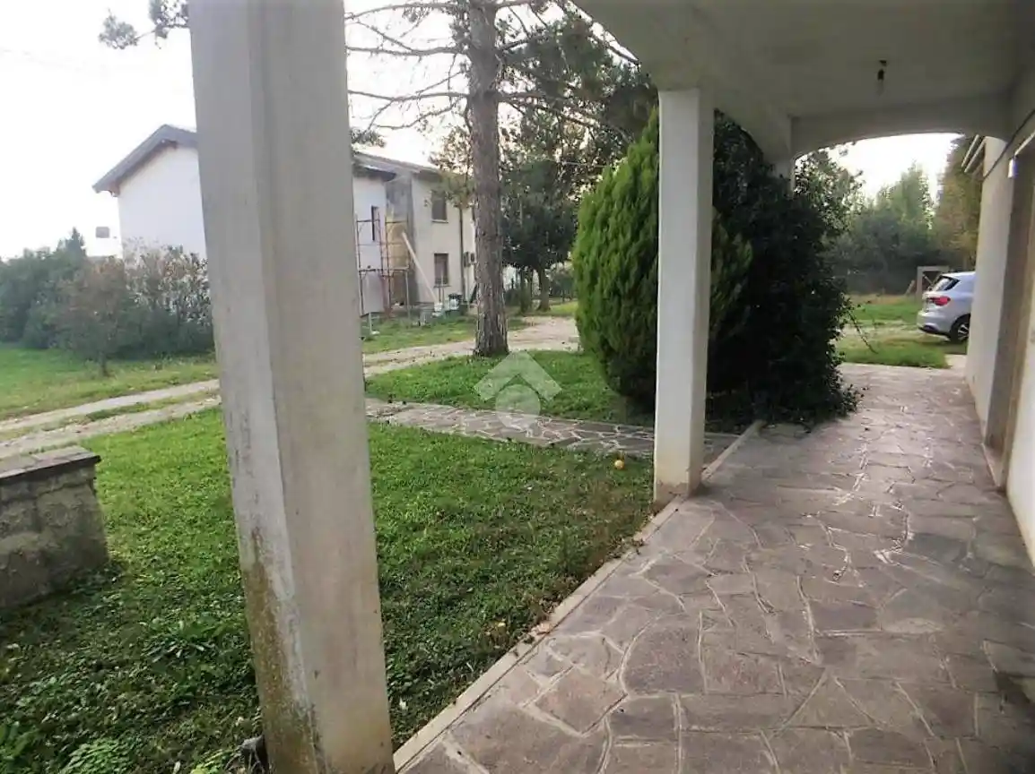 Villa bifamiliare via Madonnina, Centro, Villimpenta - foto 2