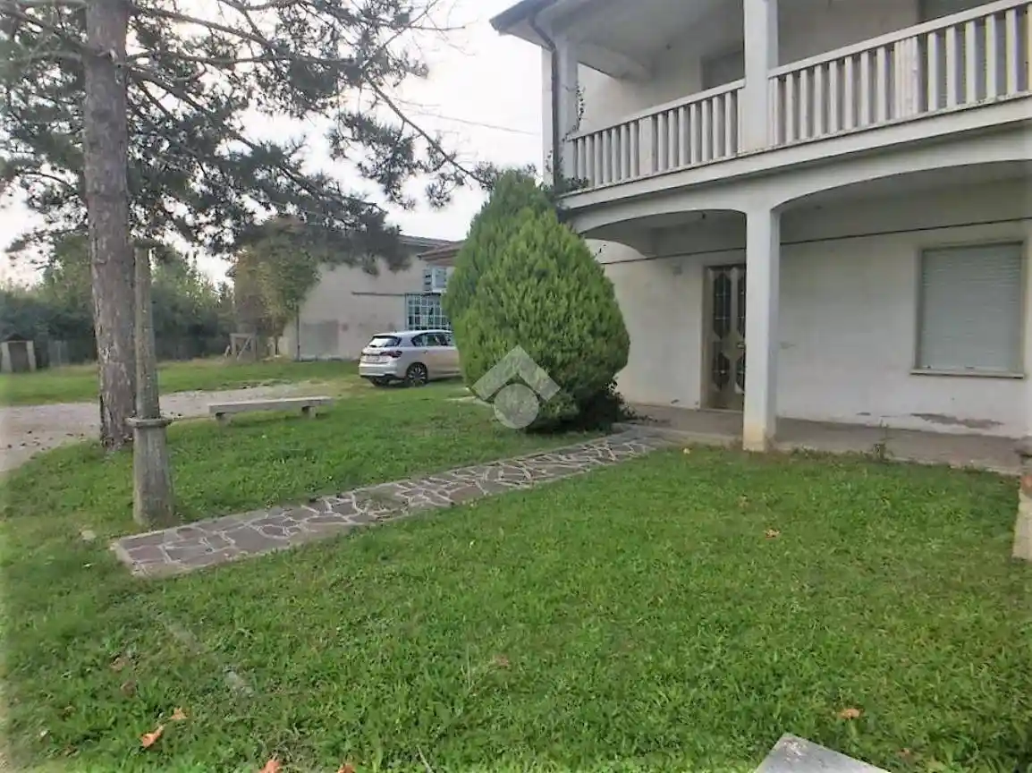 Villa bifamiliare via Madonnina, Centro, Villimpenta - foto 3