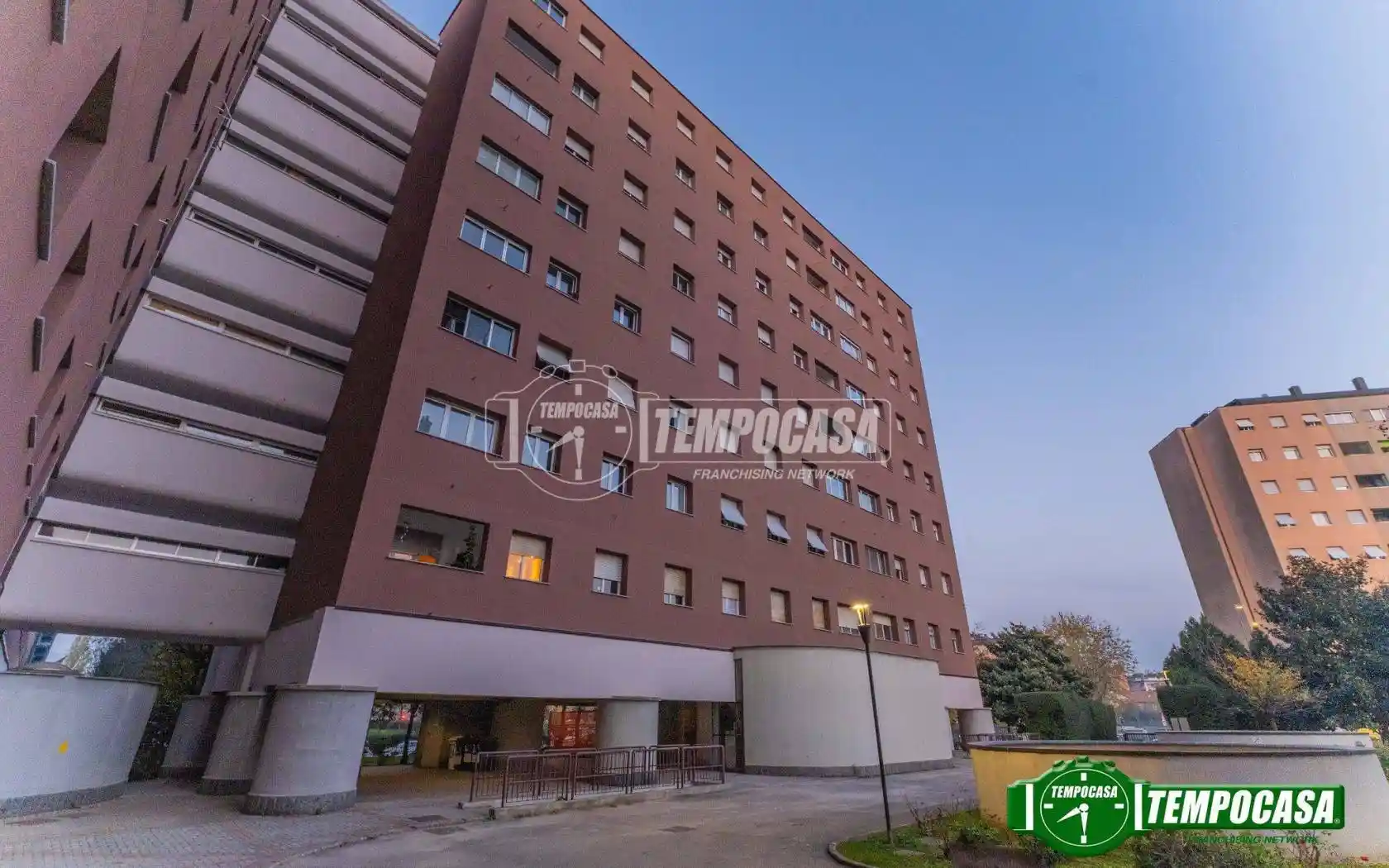 Quadrilocale via Federico Engels 7, Quarto Cagnino, Milano - foto 2