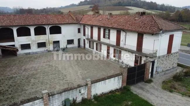 Rustico - Casale in vendita a Chiusano d'Asti