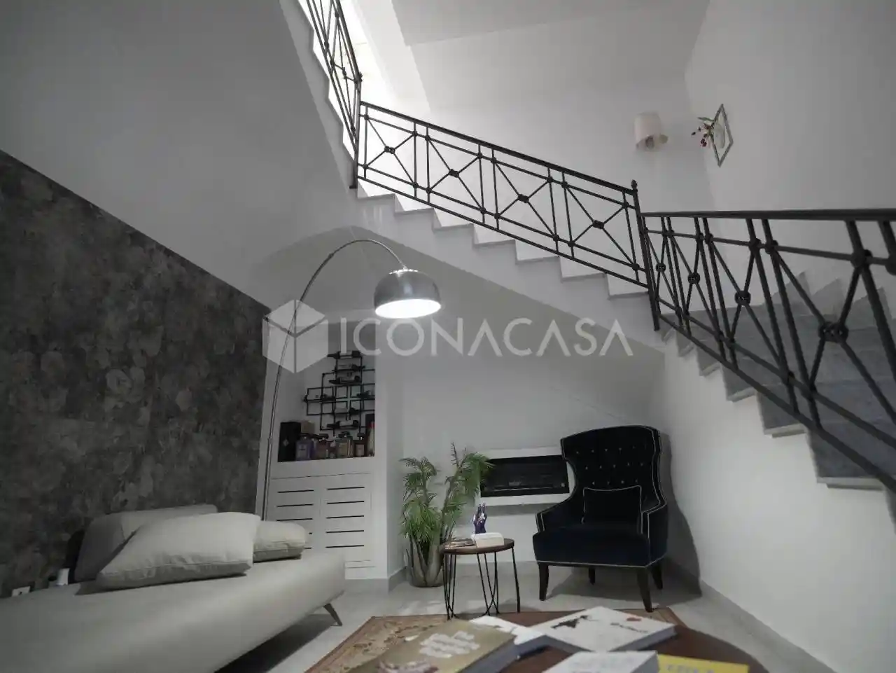 Appartamento Vico Orologio, Centro Storico, Giugliano in Campania - foto 2