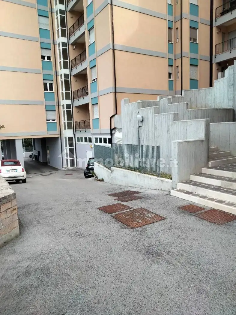 Appartamento in affitto a L'Aquila