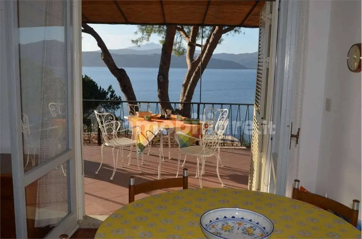 Villa in vendita a Capoliveri