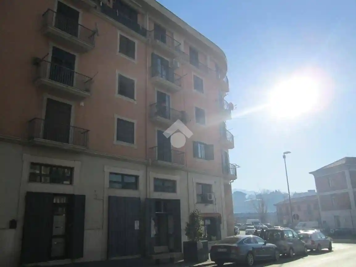 Loft via due principati 75, Emanuele II, C. Colombo, Morelli e Silvati, Avellino - foto 4