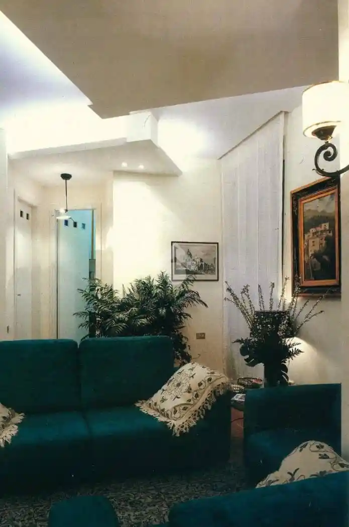 Trilocale piazza Santa Maria degli Angeli a Pizzofalcone, Chiaia, Napoli - foto 4